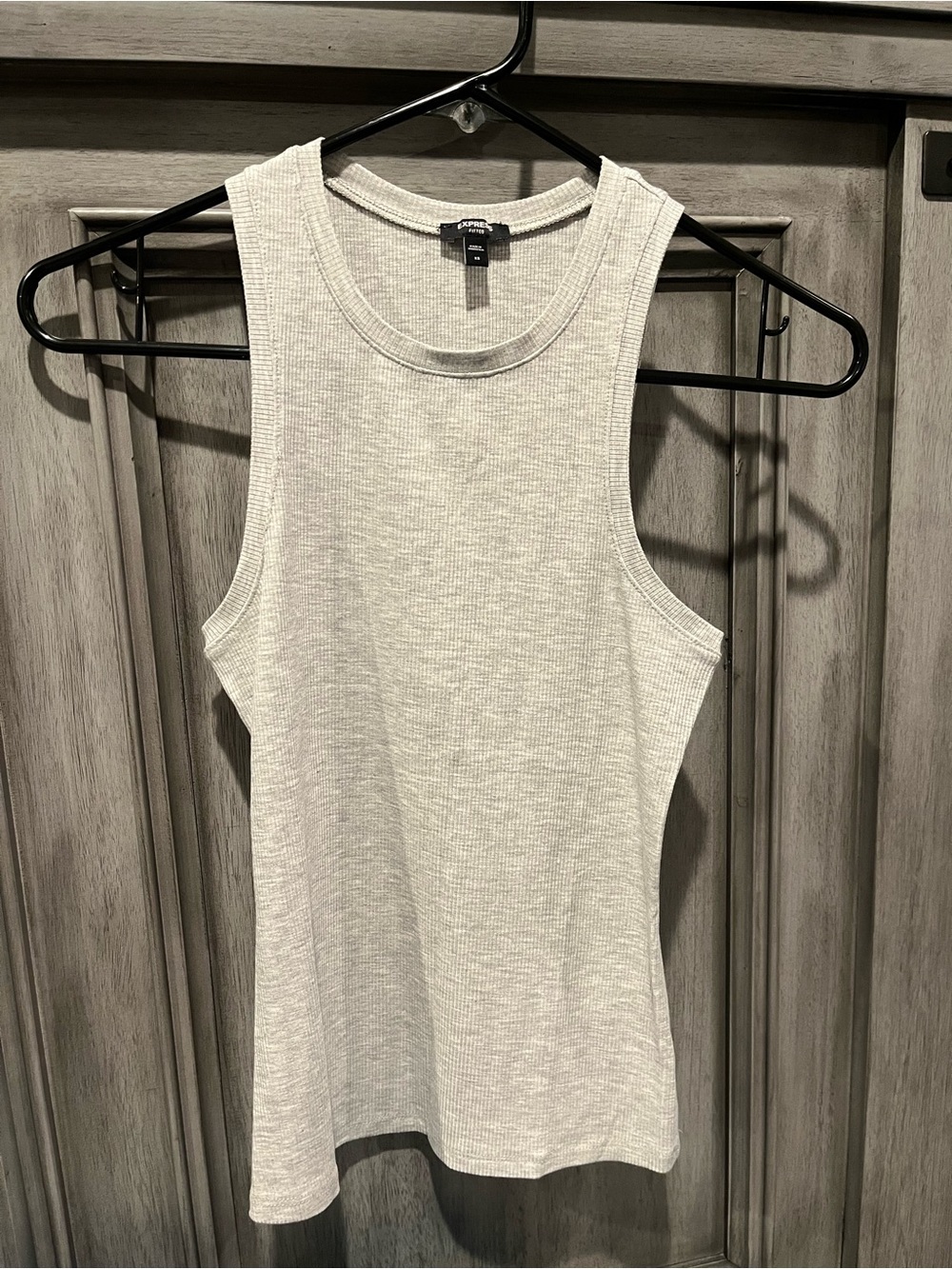 Express Ribbed Tank Top - Light Gray
